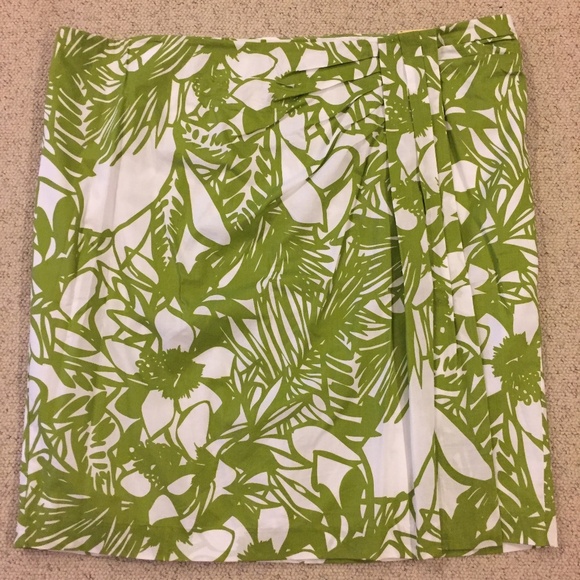 LANE BRYANT Green/White Design Wrap Skirt Sz 26 - Picture 2 of 8